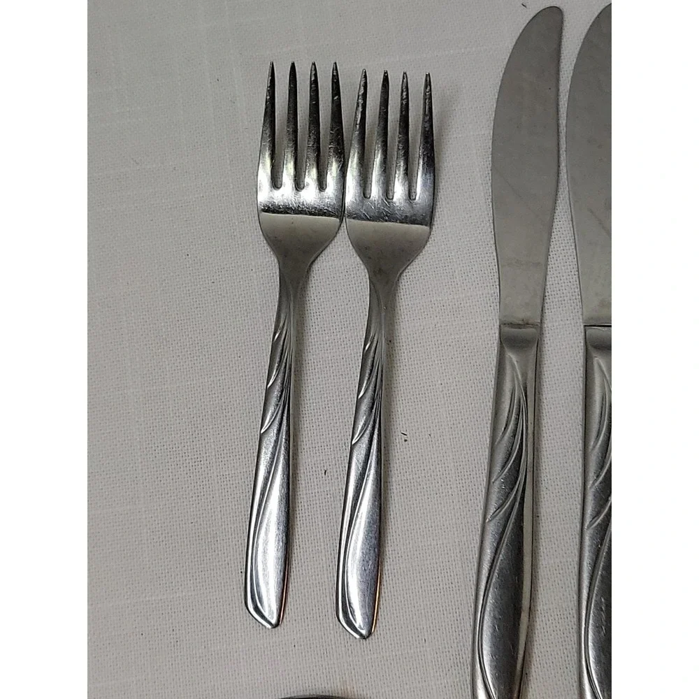 Silco USA Vintage Mid Century Stainless Flatware‎ Wavy Pattern IN125 Lot Of 25